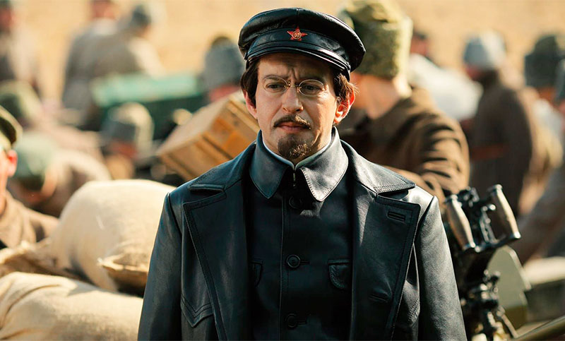 El nieto de Trotsky e intelectuales, contra Netflix por la serie sobre el líder ruso