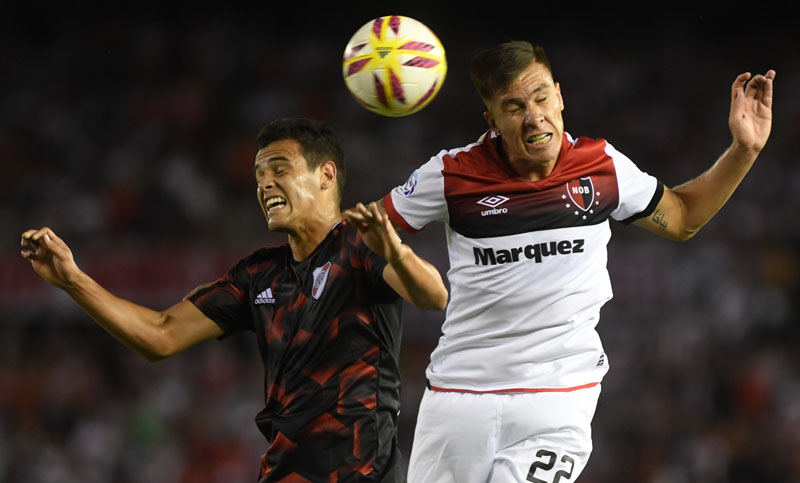 Newell’s no pudo mantener el nivel en un partido con más goles que juego