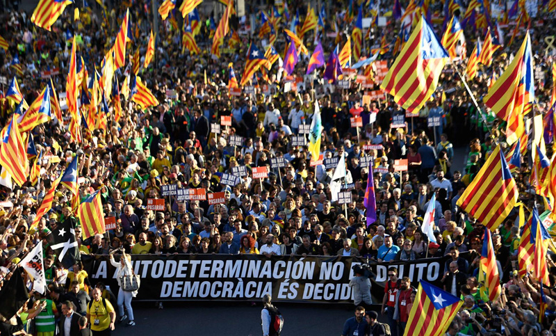 Manifestantes en Madrid pidieron la «autodeterminación» de Cataluña