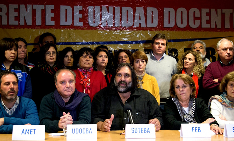 Gremios docentes reclamaron a Vidal «la urgente convocatoria a paritarias»
