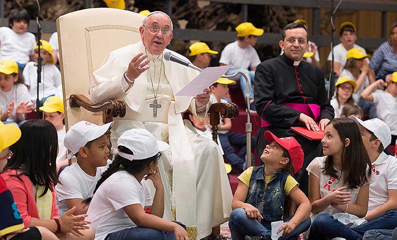 El Papa pidió que la sanidad sea incluyente y que las curas no sean solo para ricos