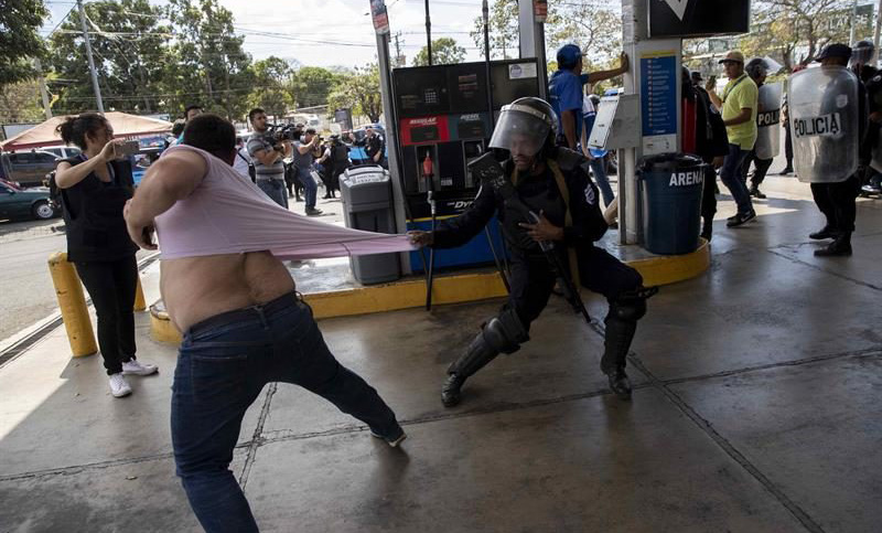 Violencia policial a periodistas que cubrían una protesta en Nicaragua