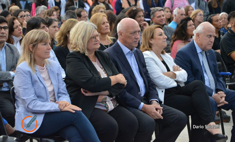 Lifschitz y Balagué dieron inicio al ciclo lectivo en el ex Normal 3