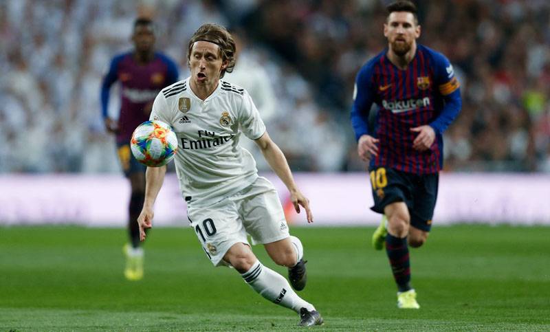 Real Madrid-Barcelona, lo más destacado de la agenda futbolística del finde largo