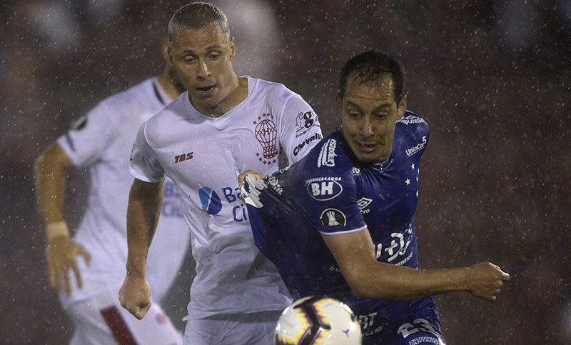 Huracán cayó ante Cruzeiro por la Libertadores