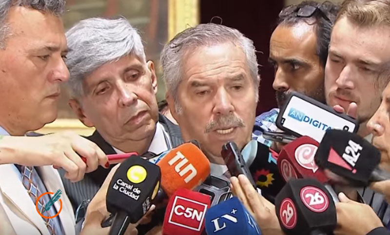 Solá: «La actitud de Macri en su discurso tiene un solo nombre: despedida»