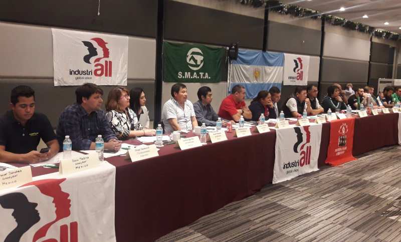 La Federación Sindical Mundial Industrial alerta por “uberización” laboral