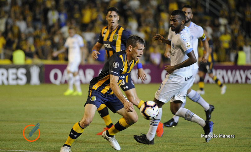 Central no desentonó y se tuvo que conformar con el empate ante Gremio
