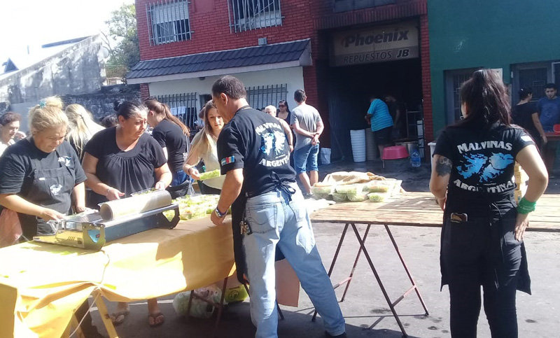 Ex Combatientes recaudaron fondos para una familia que perdió todo en un incendio