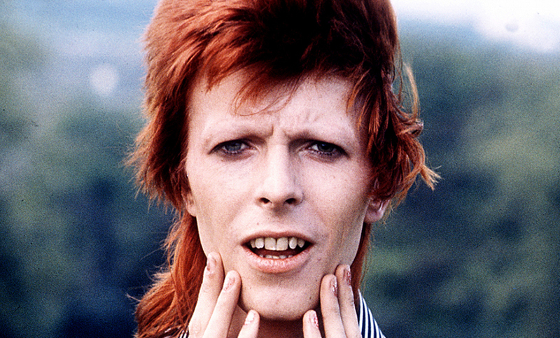 Subastan demo de David Bowie
