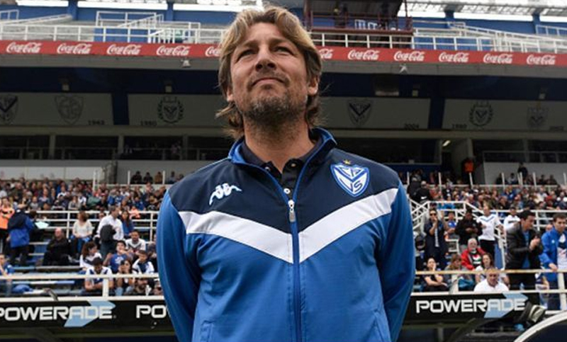 La dirigencia de Vélez le ofreció a Heinze continuar como DT hasta fin de 2020