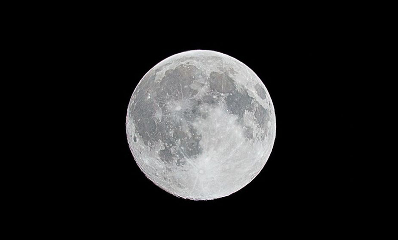 Mañana se podrá ver la última superluna del año