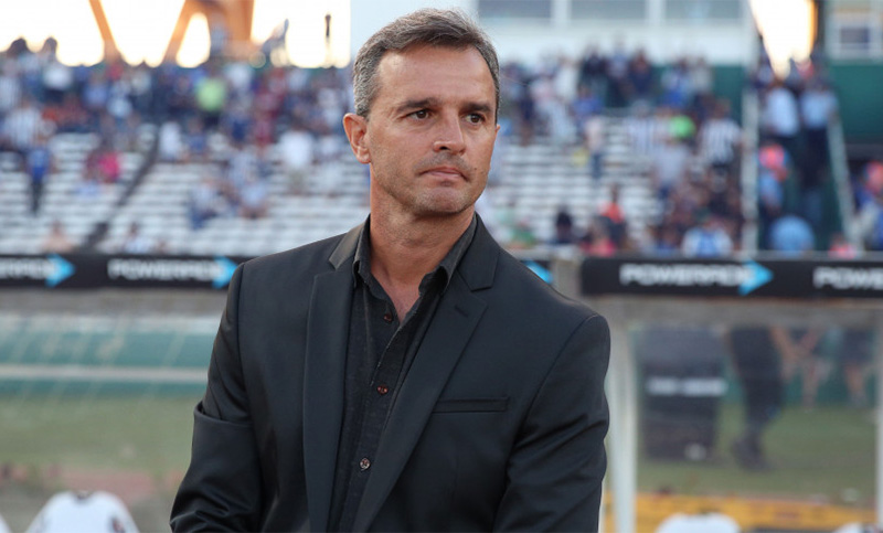 Pablo Lavallén reemplazará a Comesaña como DT de Colón