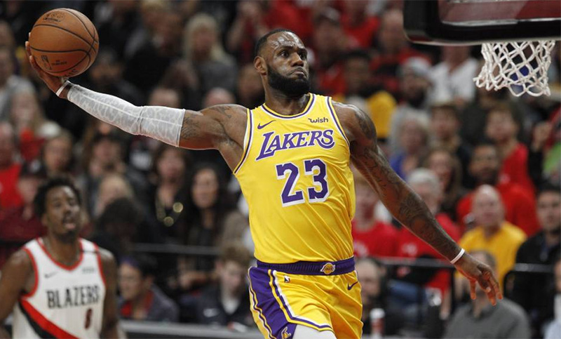 Es leyenda: LeBron James superó a Michael Jordan en la NBA