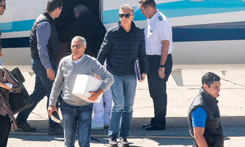 Mauricio Macri regresó a Buenos Aires para la ceremonia de despedida de su padre