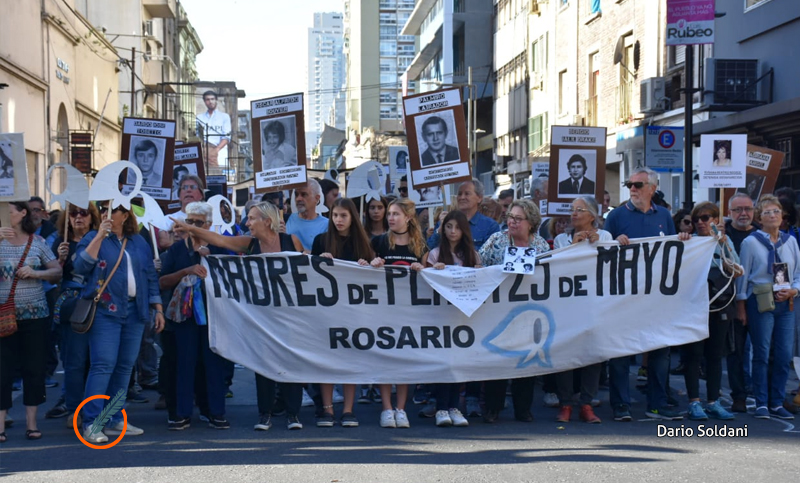 Decenas de miles de rosarinos clamaron nuevamente por Memoria, Verdad y Justicia