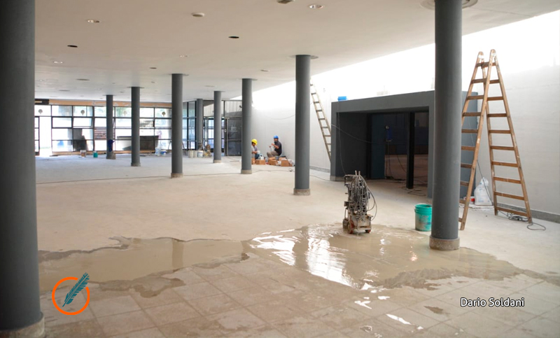 Irizar y Lifschitz presentaron el proyecto para realizar el Mercado del Río