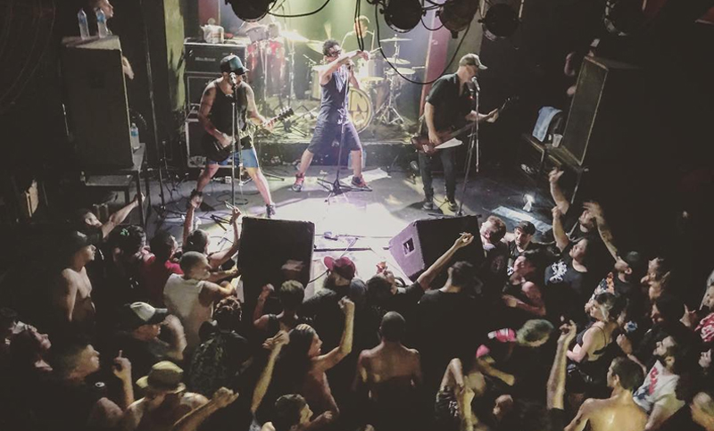 «Rosario en llamas 2»: Sin Ley a la cabeza de la fiesta punk en Floyd