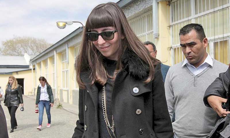 La defensa de Florencia Kirchner pidió que se extienda el permiso hasta que sea dada de alta en Cuba