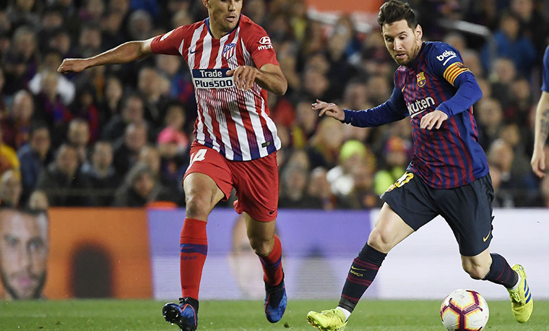 Barcelona se encamina hacia un nuevo título, de la mano de Messi