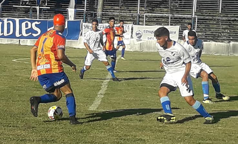 Argentino perdió en su visita a Paraguayo
