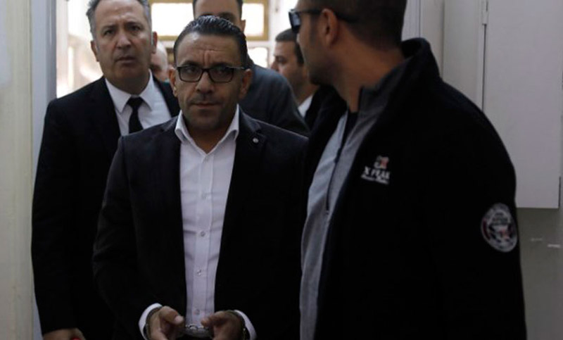 Israel detiene al gobernador palestino de Jerusalén