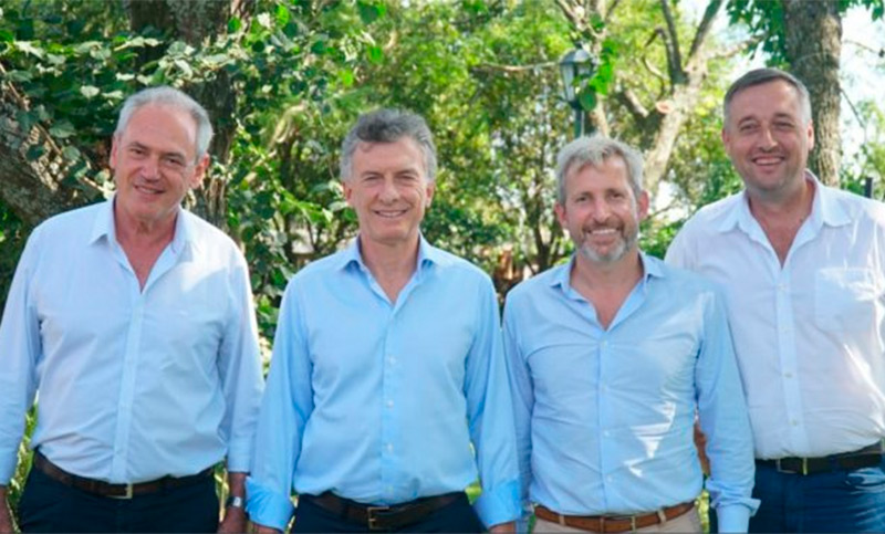 Macri consideró «absurda» la prohibición de fumigar cerca de escuelas