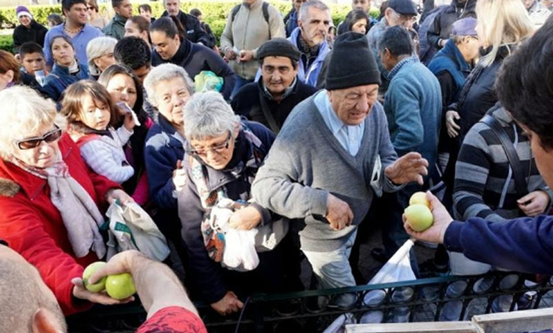 Zanardi dijo que con la fruta «cada 10 pesos de costo, 6 son para el gobierno en impuestos»