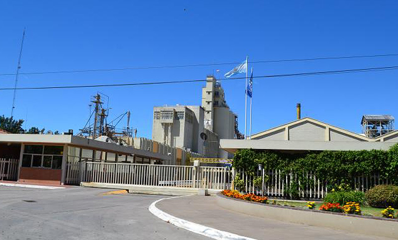 Arcor paralizará su producción de mayo en la planta de San Pedro por la caída de ventas