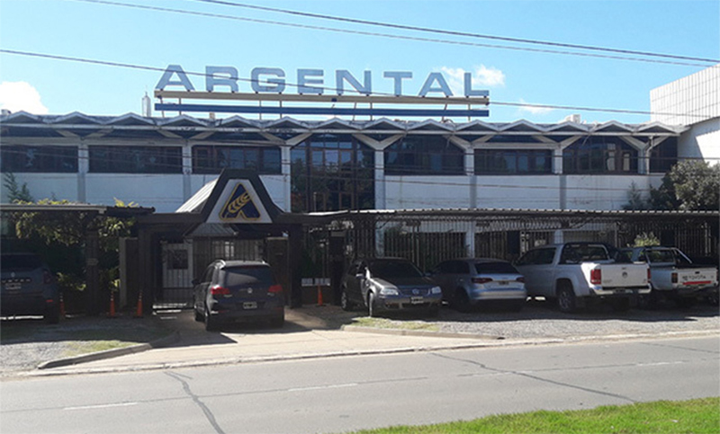 Conflicto en Argental: suspensiones y salario incompleto durante abril
