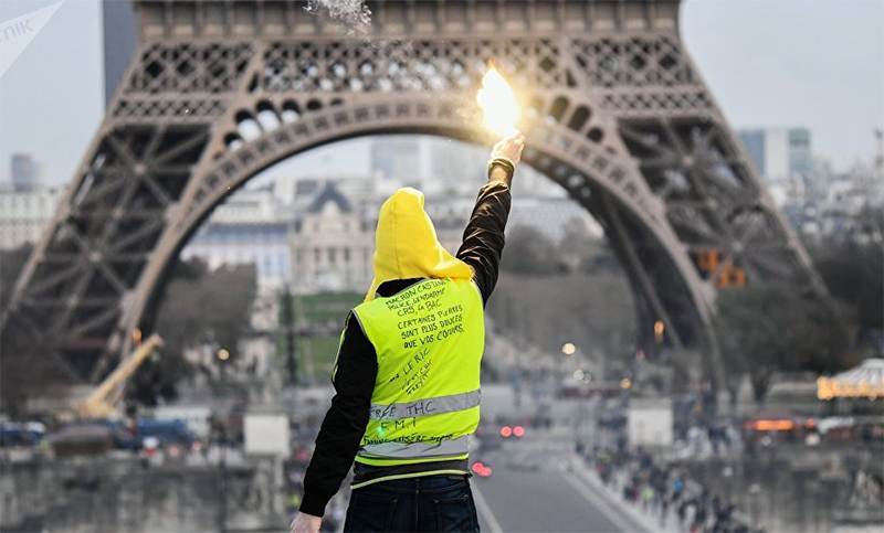 ¿Qué planean los “chalecos amarillos” para el 27º sábado de protestas?
