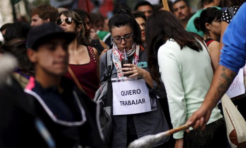 Más del 55% de los trabajadores tienen problemas de empleo en Argentina