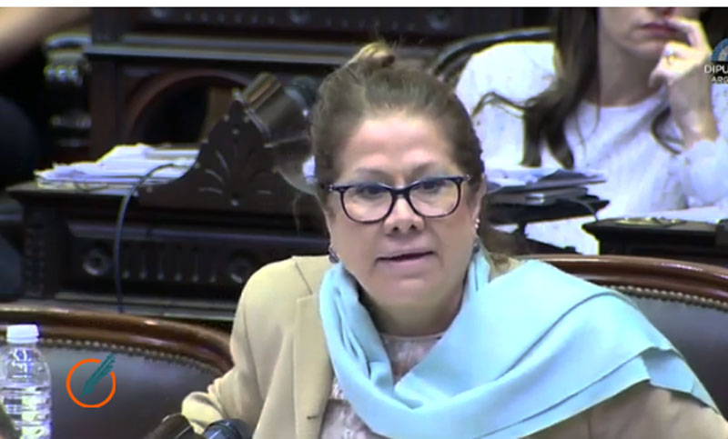 Camaño a Cambiemos: «No tienen ningún pariente que les diga lo bien que viven sin laburar»