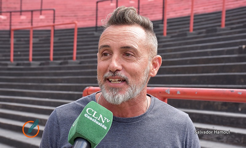 Hernán «Pulga» Benedetto rescata el lado más cotidiano del fútbol
