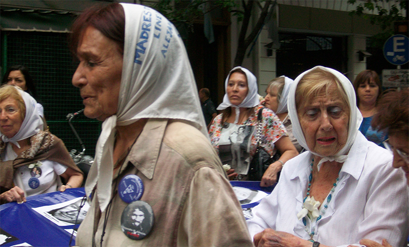 Madres de Plaza de Mayo convocan a resistir intento de expropiación de archivos