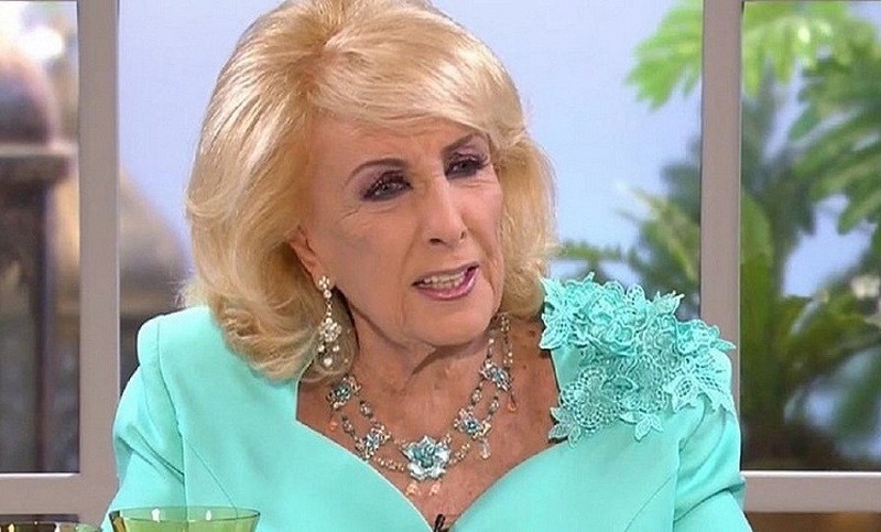 Mirtha se cansó y le soltó la mano a Macri: «basta querido con la pesada herencia»