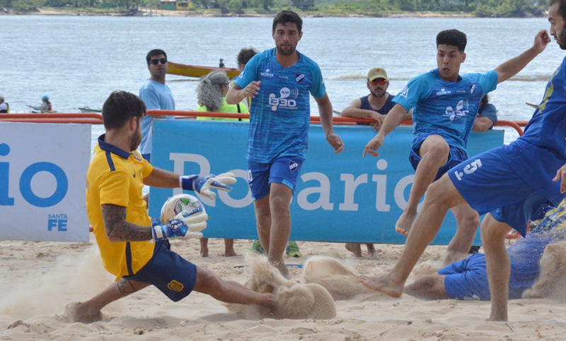 Argentino, con grandes chances de ganar la Liga de fútbol playa