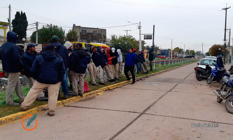 Paro en Municipalidad de Timbúes: 13 empleados reclaman blanqueo laboral