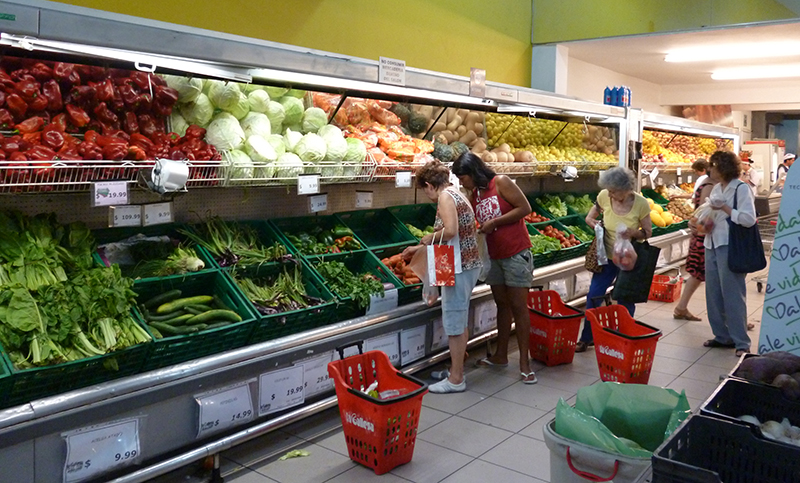 La brecha entre los precios de producción y consumo creció casi un 4% en abril 