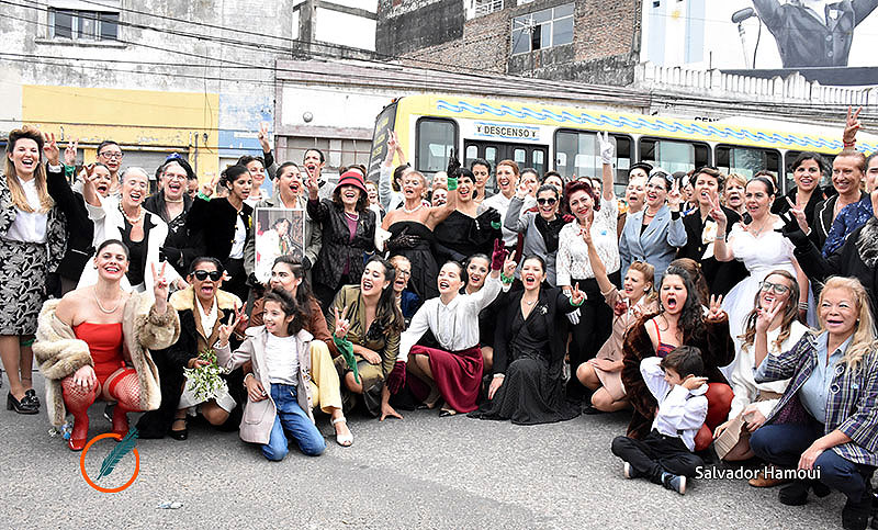 Cien Evitas presenta el segundo acto de su obra teatral