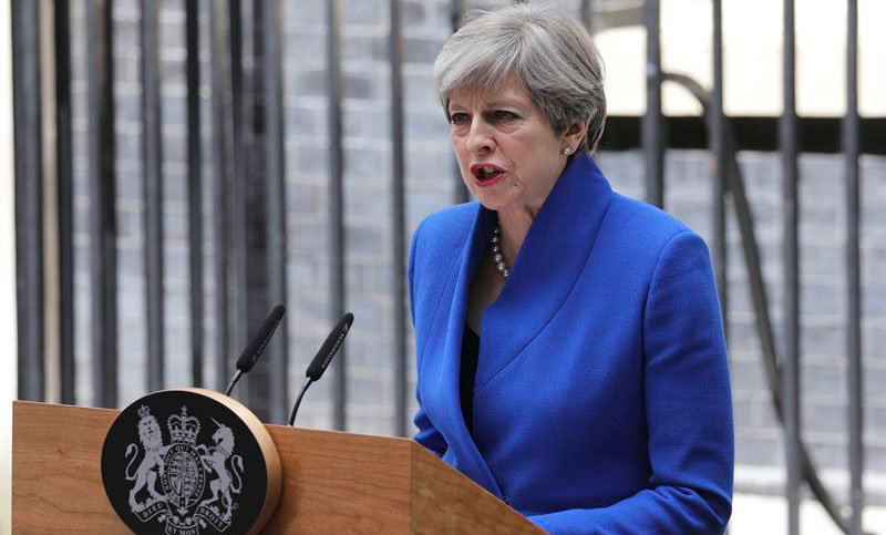 En el caos del Brexit, May teme sufrir un revés en las elecciones locales