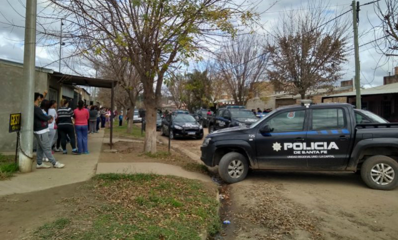 Hallan asesinadas a una mujer y su hija en una casa en la capital de la provincia