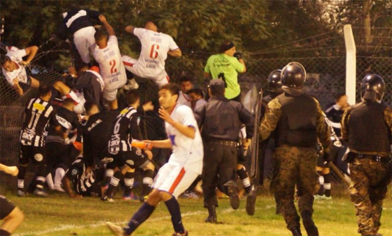 Serios incidentes entre jugadores de Victoria de San Luis y Peñarol de San Juan