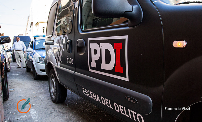 Balearon a tres colectivos que estaban estacionados 