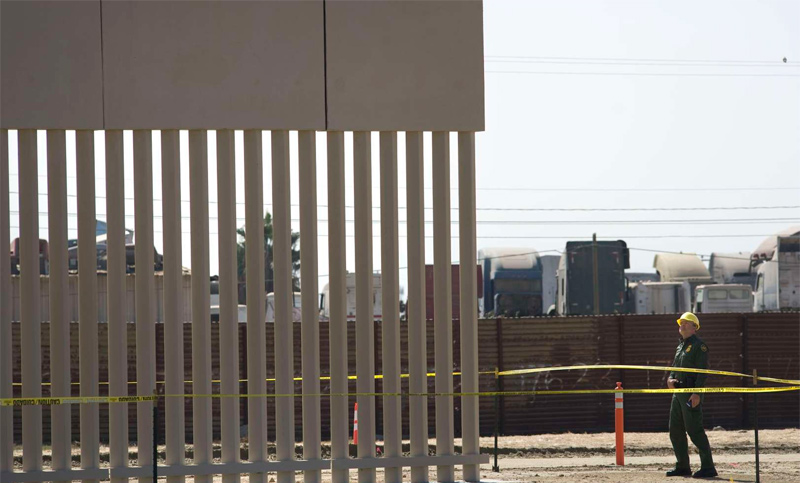 Juez federal en EEUU rechaza petición de Trump para seguir con el muro