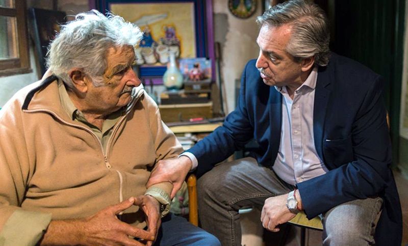 Alberto Fernández visitó en Montevideo al ex presidente uruguayo «Pepe» Mujica