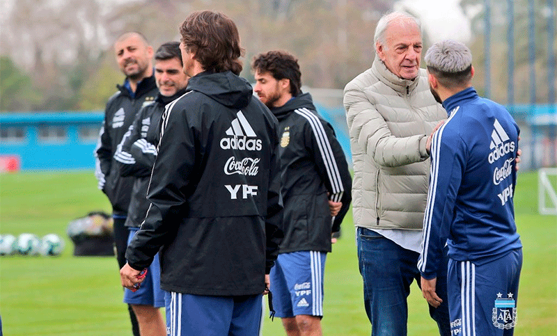 Argentina inicia su preparación con menos de la mitad de sus convocados