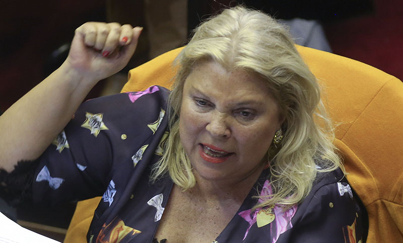 Carrió amenaza a Macri con romper con Cambiemos si lo abre al peronismo y Lousteau