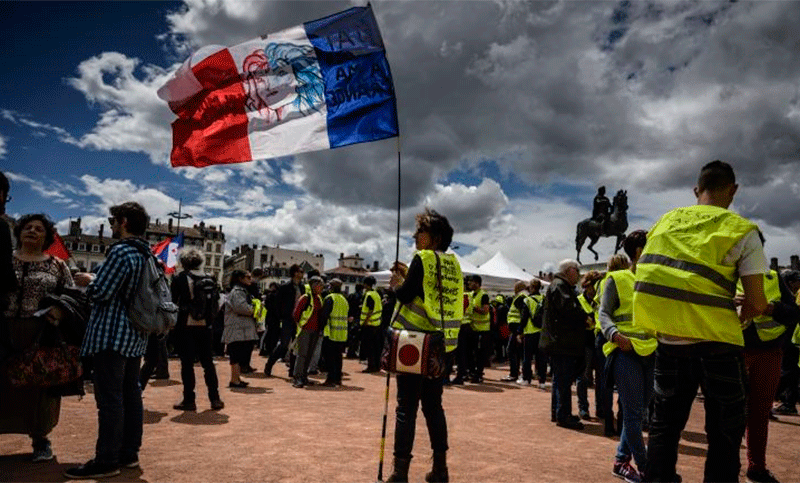 Los «chalecos amarillos» cumplen 27 semanas de manifestaciones en Francia