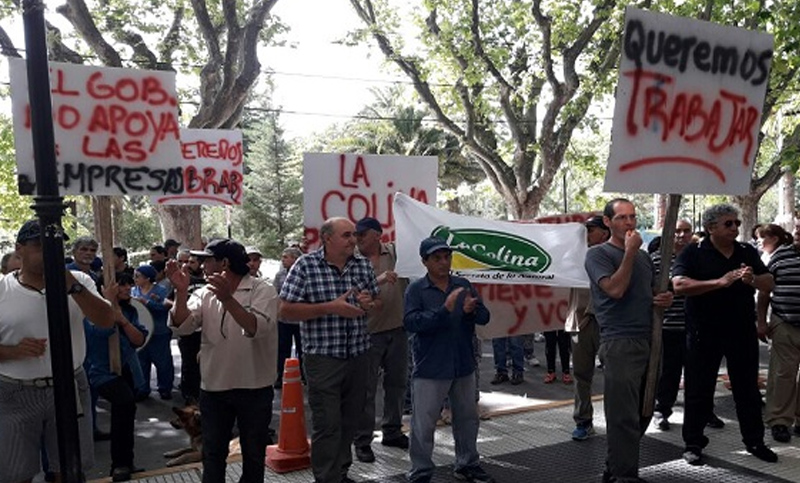 Advierten que la conservera La Colina está en crisis y peligran 800 puestos de trabajo